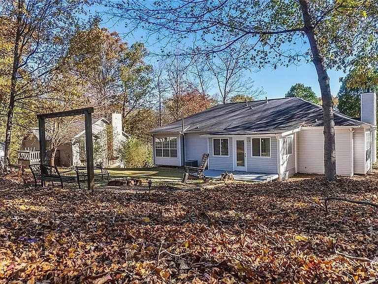 5605 Stewart Woods Dr — Photo 29