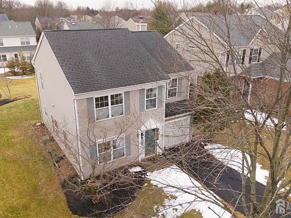 4th image of 32 Manley Rd