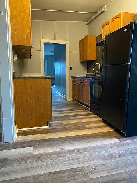 3 bed, 1050 sqft, $1,675 — Photo 3