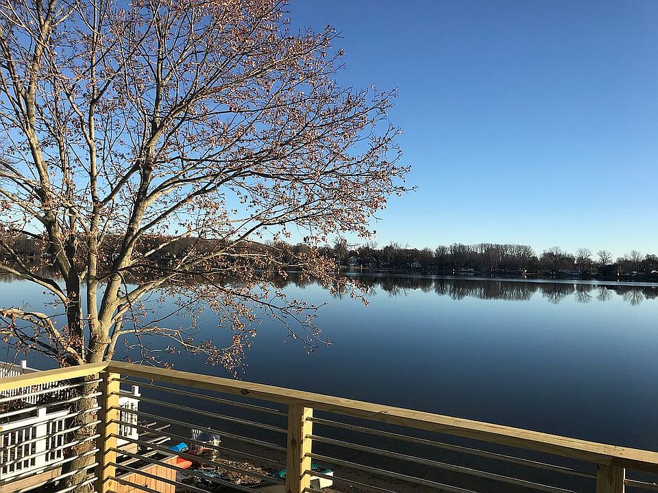 2nd image of 244 Lyon Lake Rd