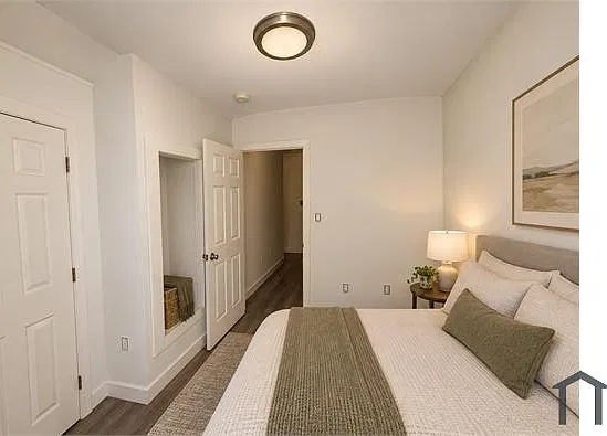4 bed, $3,999 — Photo 2
