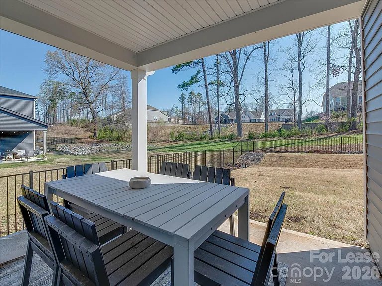 4009 Woodland View Dr — Photo 42