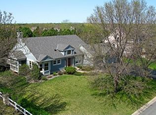 3365 Fairfax Ln, Woodbury, MN 55129