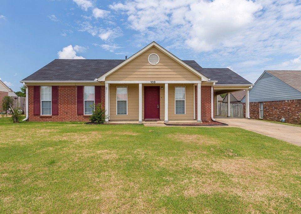 1st image of 109 Country Meadow Dr
