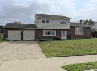 14 Elberon Ave, Loch Arbour, NJ 07711