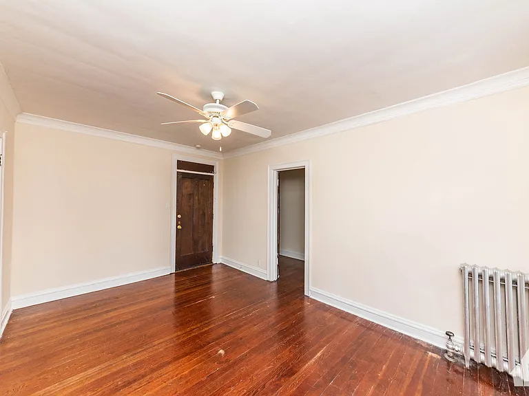 4640 N Paulina St — Photo 3
