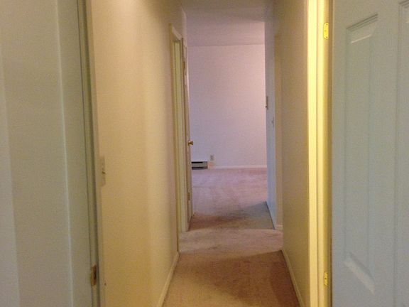4th image of 13 Colatosti Pl APT 12