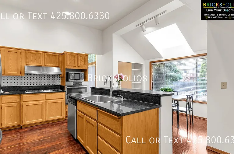 4522 NE 21st Pl — Photo 13