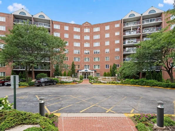 8560 W Foster Ave Unit 202, Norridge, IL 60706