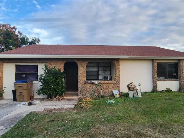 107 Iguala Dr, Kissimmee, FL 34743