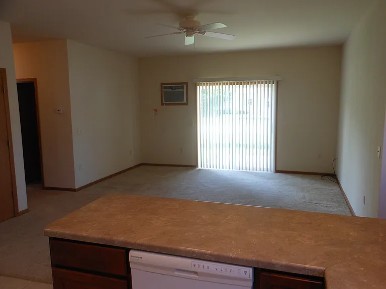 2000 Okray Ave #2000 — Photo 3