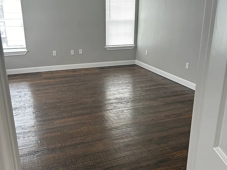 609 S Palmer Ave — Photo 5
