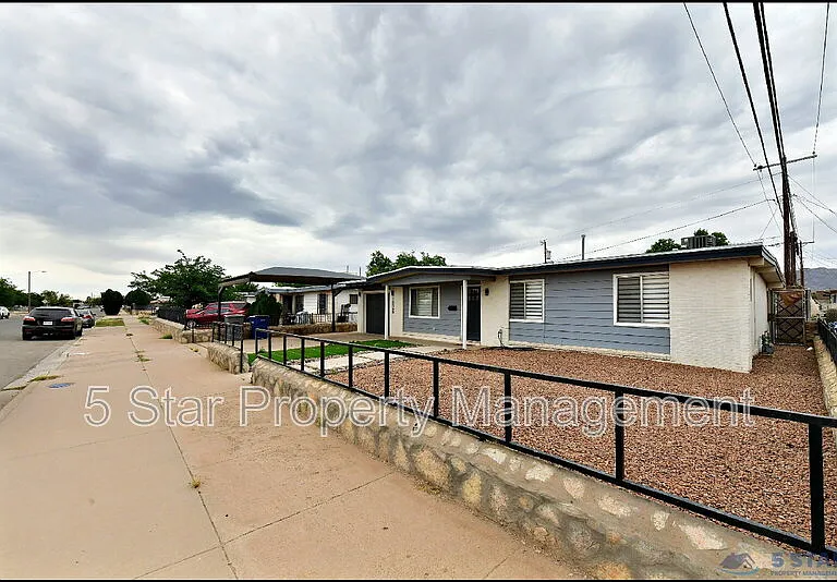 10565 Murphy St — Photo 49