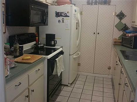 4th image of 2243 NW 22nd Ave APT 105