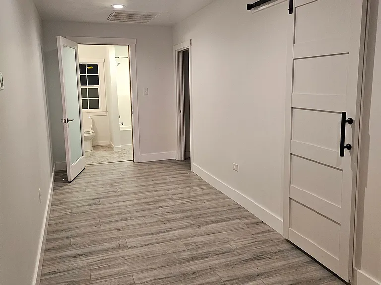 2608 Horseshoe Dr — Photo 2