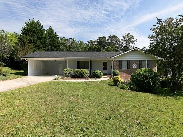 3883 N Pebble Dr, Douglasville, GA 30134