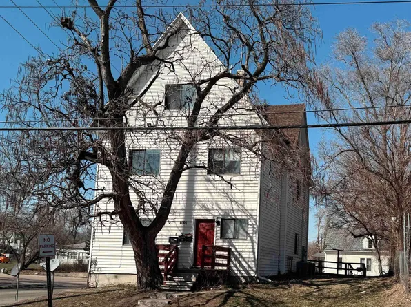 1101 11th St, Sioux City, IA 51105