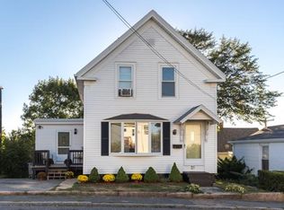26 Acacia St, Gloucester, MA 01930