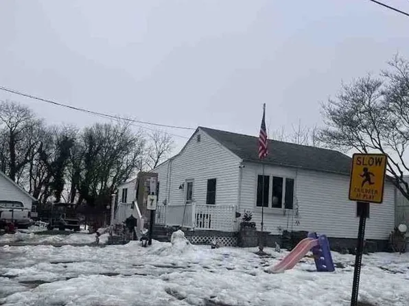 7 Reserve Ave, Delran, NJ 08075