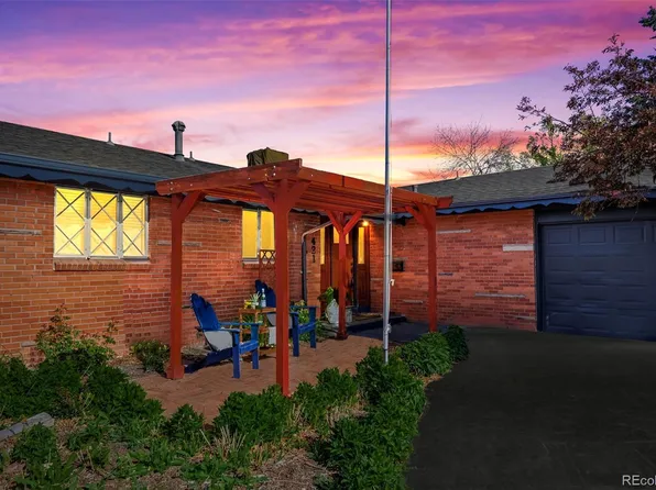 421 Iola Street, Aurora, CO 80010