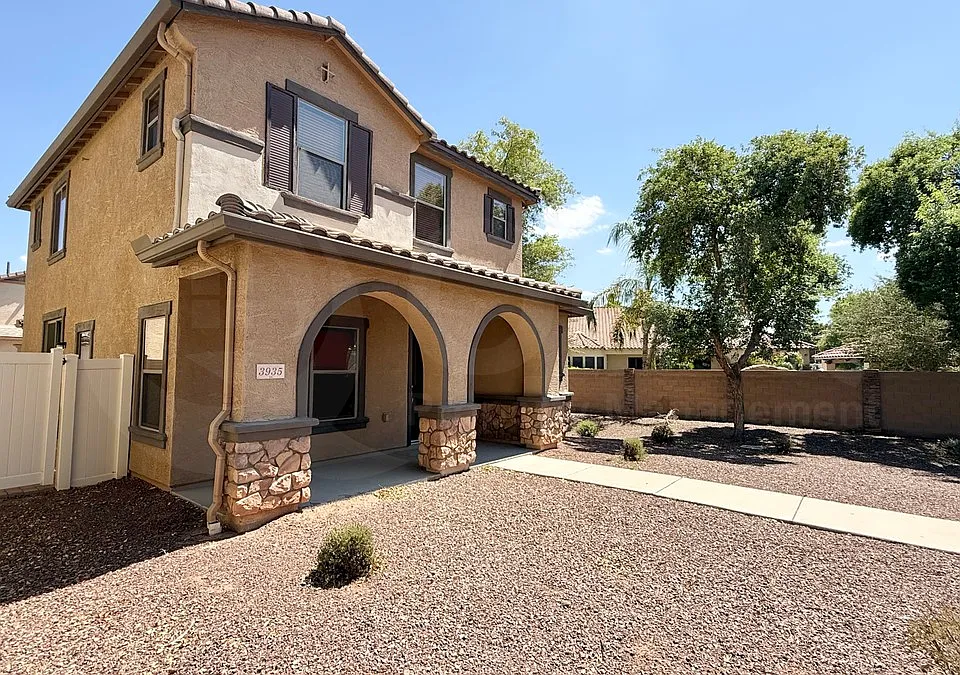 3935 E Jasper Dr