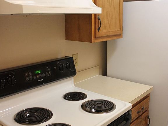 2nd image of 7011 SW 17th Pl