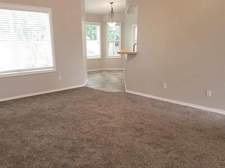6427 E Dannsmore Dr — Photo 3
