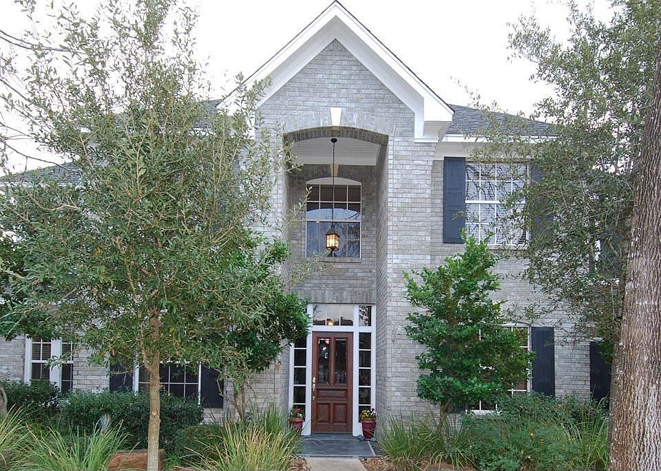 1st image of 3318 Greenwood Glen Dr
