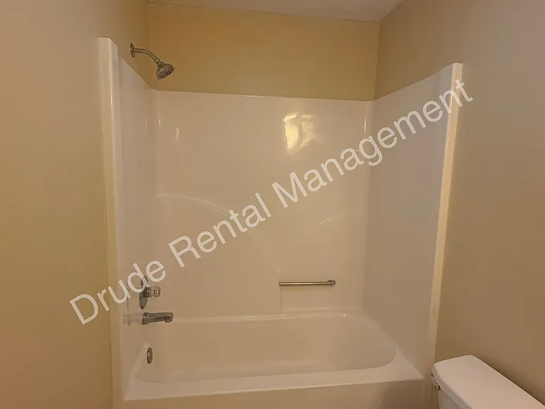 508 Cedar Ln — Photo 23