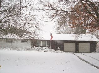 2007 Reno Rd, Sterling, IL 61081