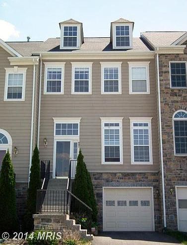 1st image of 807 Bluefield Sq NE
