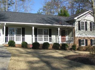 1312 Mill Glen Dr, Atlanta, GA 30338