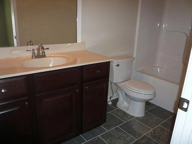 780 Duberry St — Photo 15