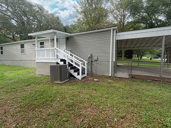 3rd image of 7781 Rocky Comfort Ln