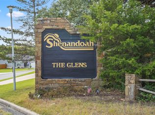 11 E 48th Ct, Sand Springs, OK 74063