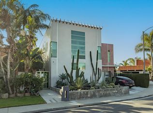 8122 Dartmoor Dr #1/2, Huntington Beach, CA 92646