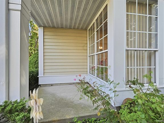 4th image of 9 Oakdale Court