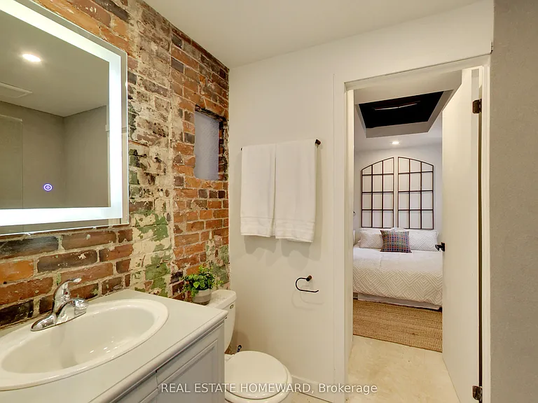 147 Boston Ave — Photo 12