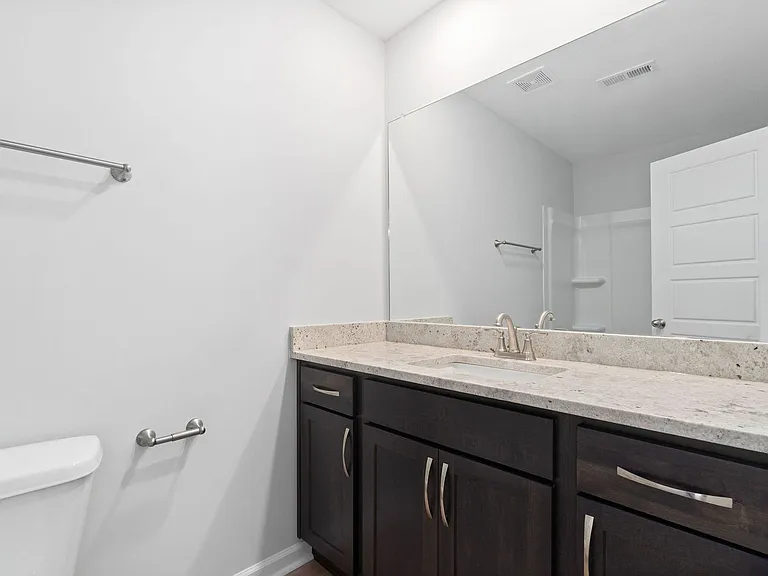 2299 Raleigh Ct #B — Photo 16