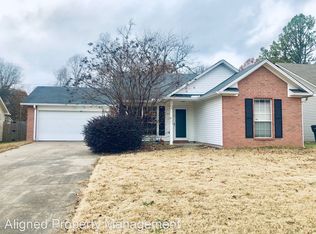 24 Redleaf Cir, Little Rock, AR 72210