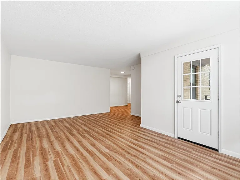 201 Saint Pauls Ave #2M — Photo 7