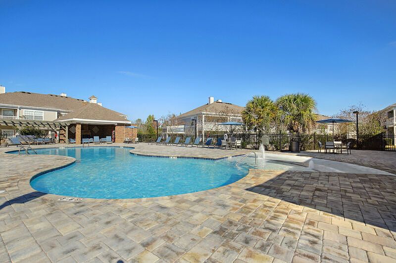 1st image of 6190 Girby Rd #1911