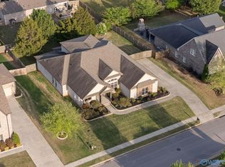 2715 Natures Trl SE, Owens Cross Roads, AL 35763