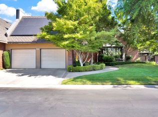 2555 W Bluff Ave Unit 155, Fresno, CA