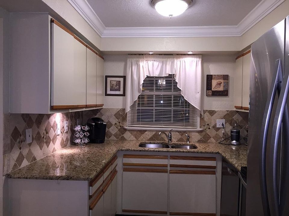 1st image of 348 Georgetown Dr Unit 348