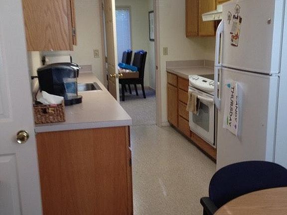 4-Bedroom Dining to Kitchen