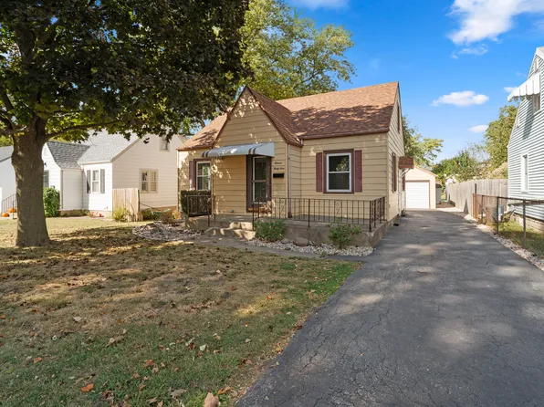 1149 W Wilson Dr, Kankakee, IL 60901