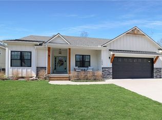 1004 Cheatham Ct, Warrensburg, MO 64093