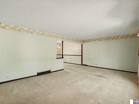 4th image of 6244 Ponderosa Dr