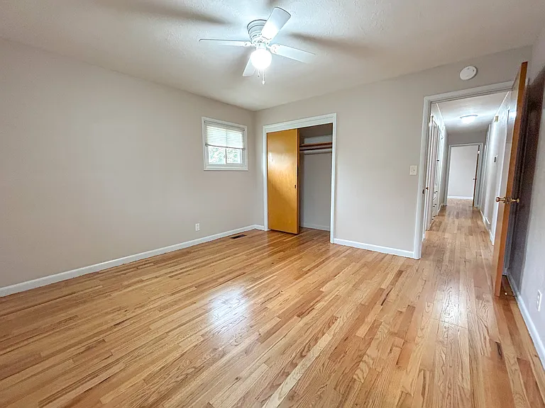 1550 Corina Dr SE — Photo 19